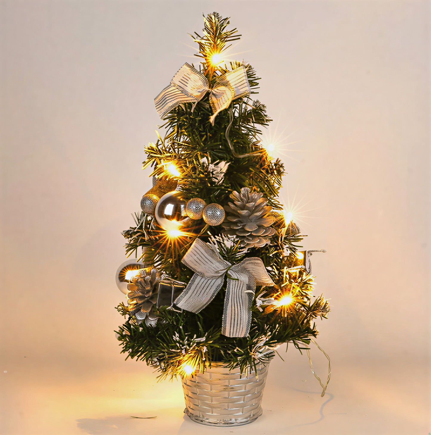 Fernsby™ Mini Christmas Tree (Silver)